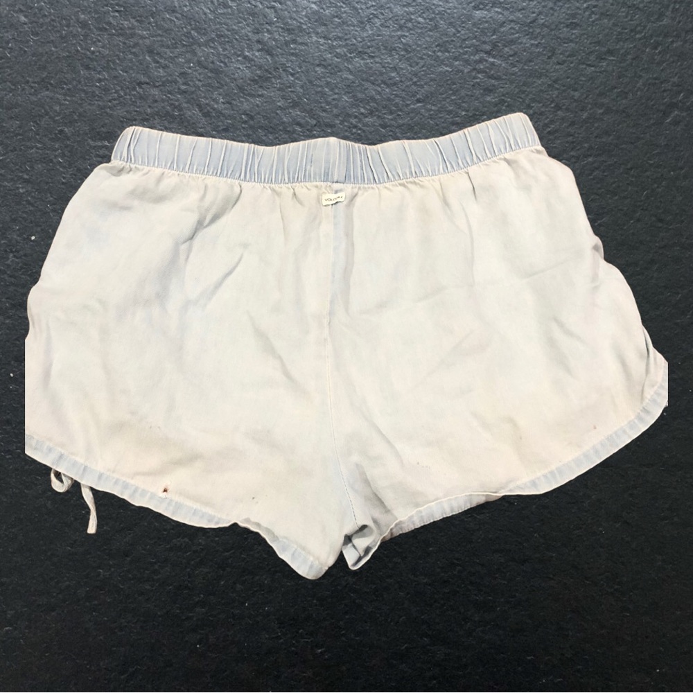 Volcom Shorts - Picture 3 of 8